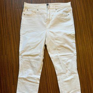 Gap true skinny white jeans size 30